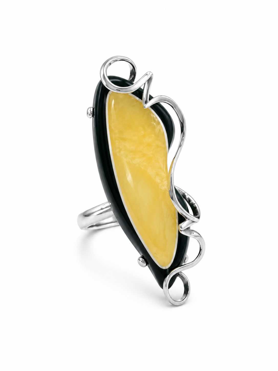 Bagheera Collection – Natural Baltic Amber Sterling Silver Statement Ring