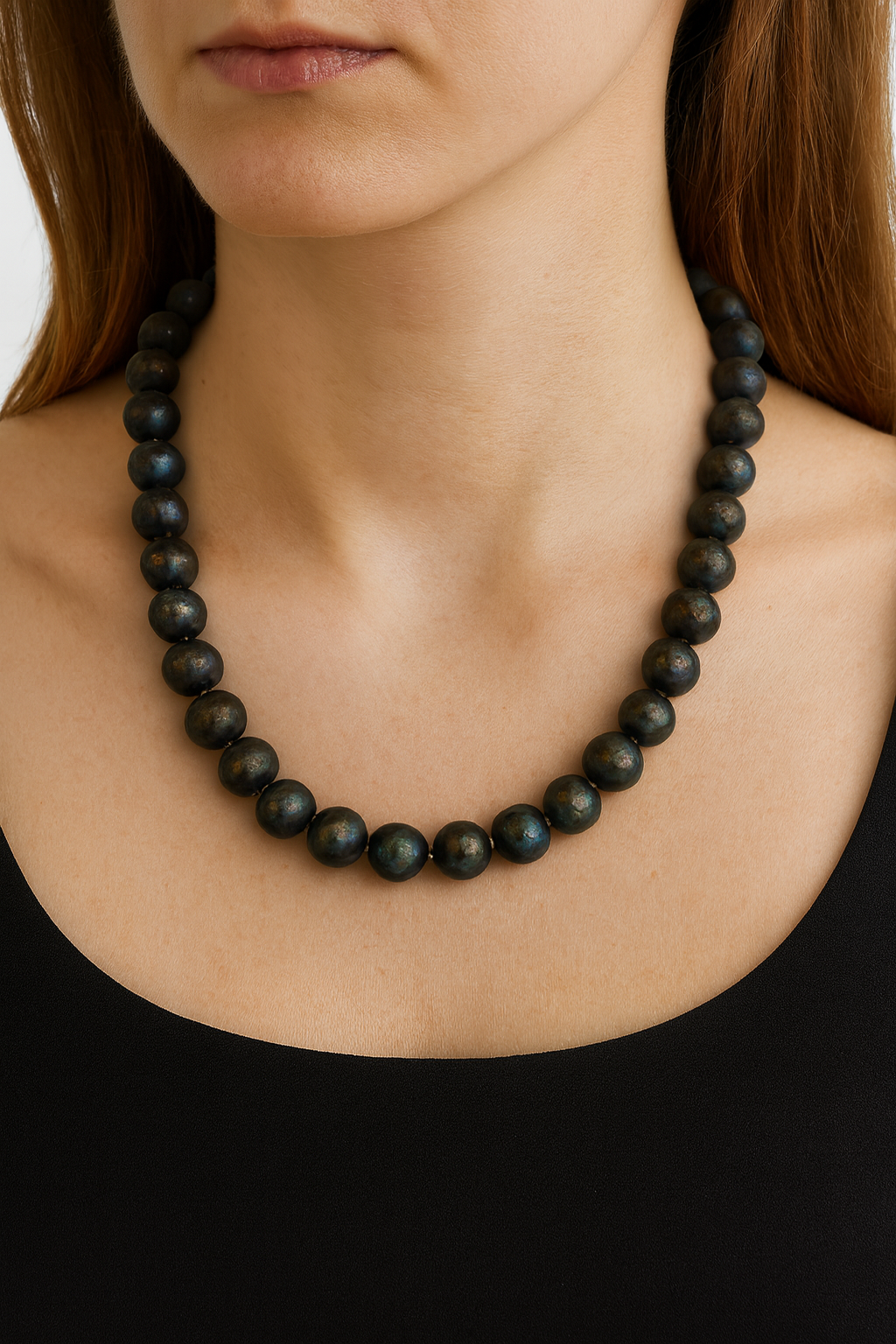 Midnight Glow – Black Freshwater Pearl Necklace with Sterling Silver Clasp