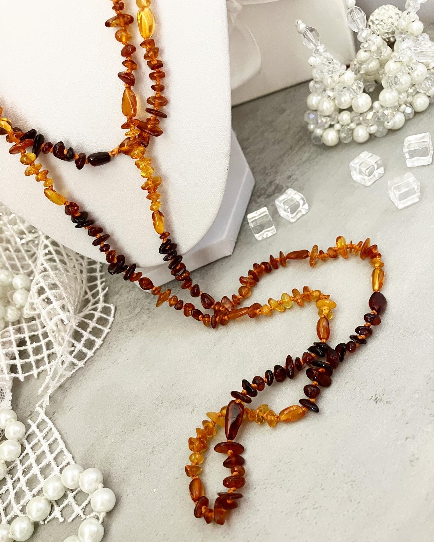 Long beads made of natural amber