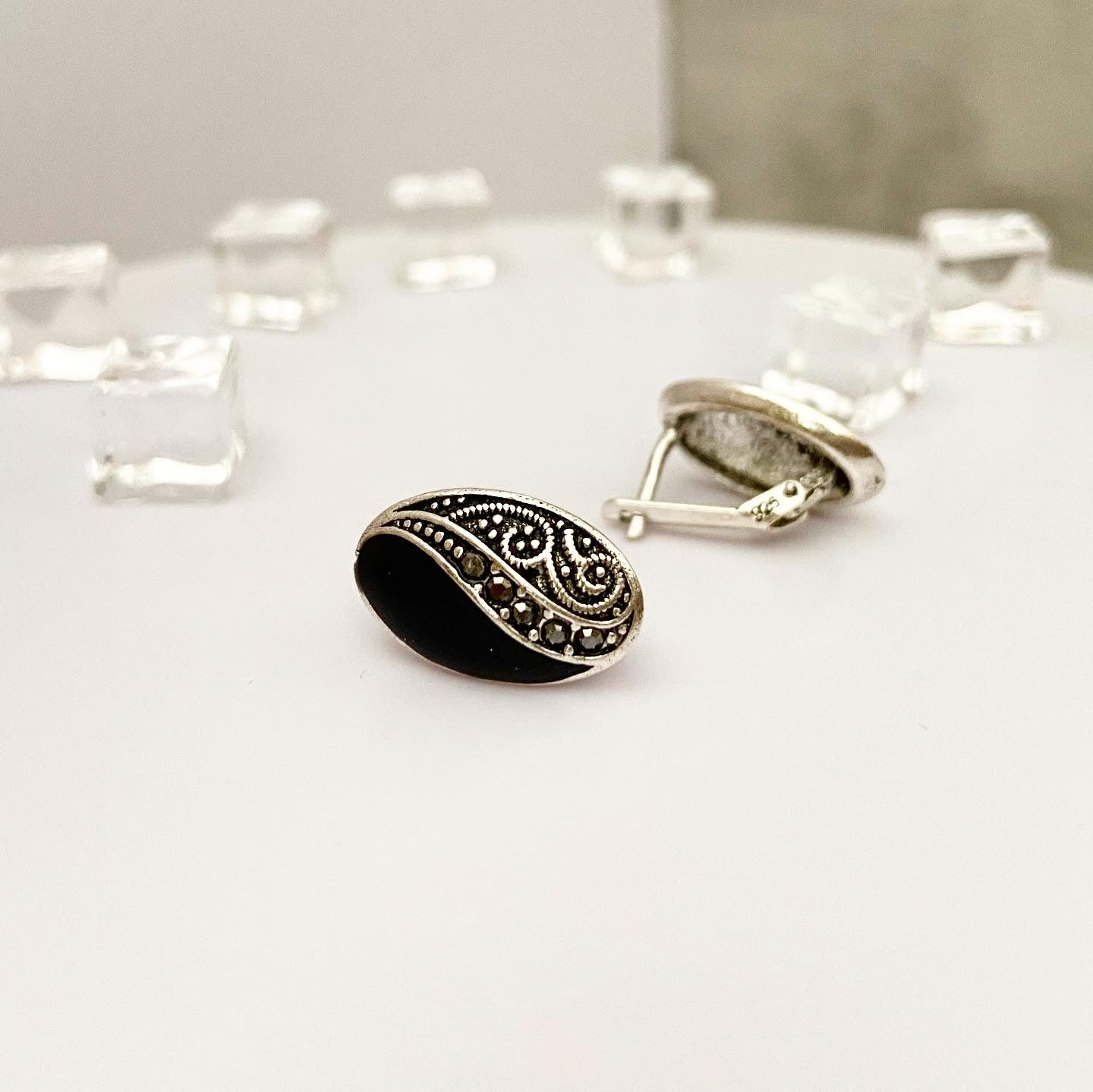Earrings - drop silver