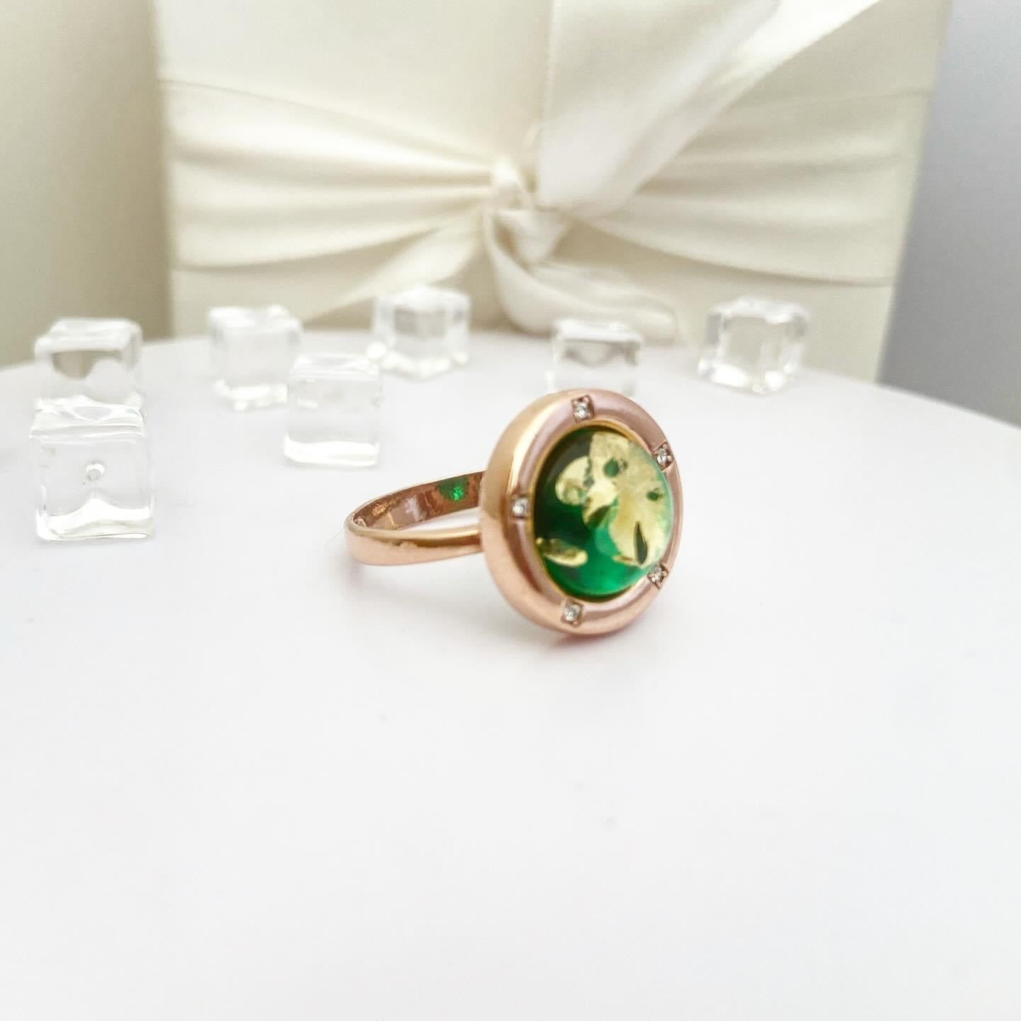 Ring with Amber "Saturn"