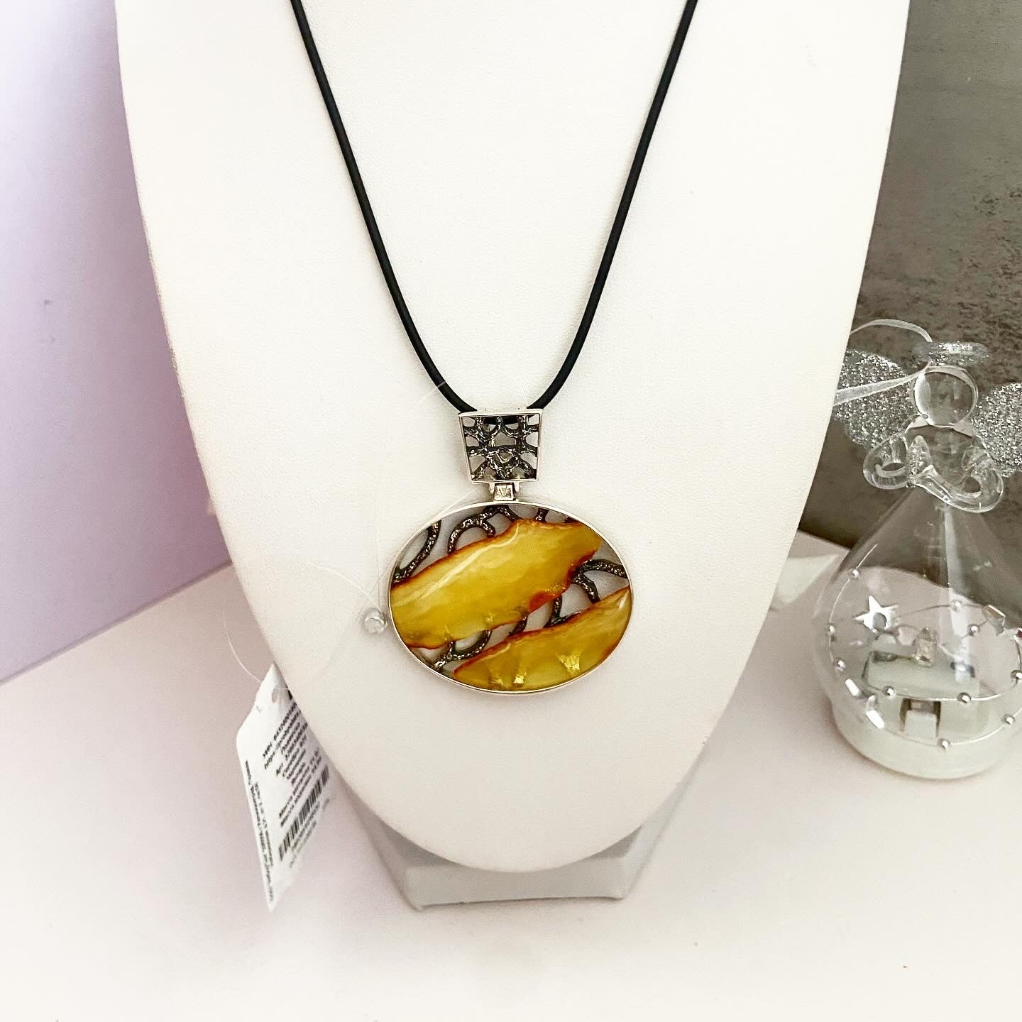 Amber pendant from the "Modern" collection.