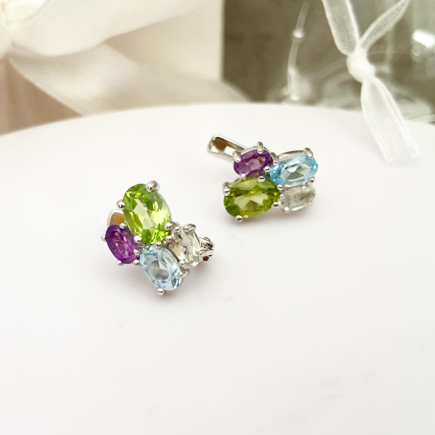Vibrant Earrings "Rainbow Scatter"