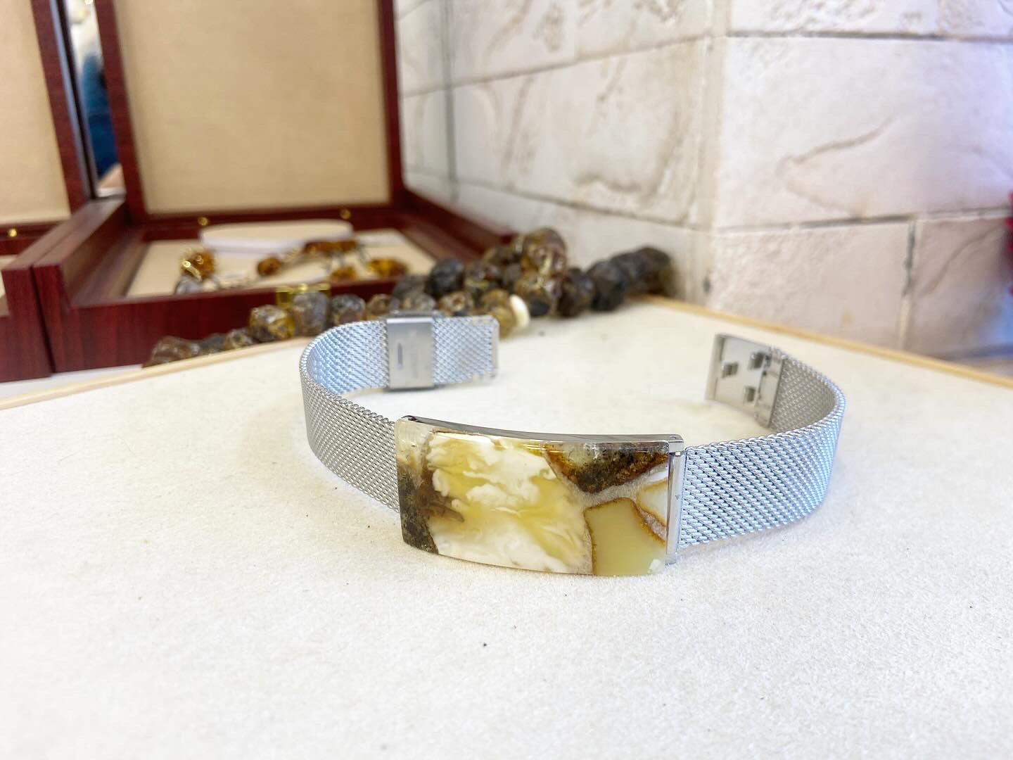 Bracelet with Amber "Scandinavia"