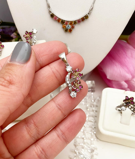 Ruby Pendant “Scatter”