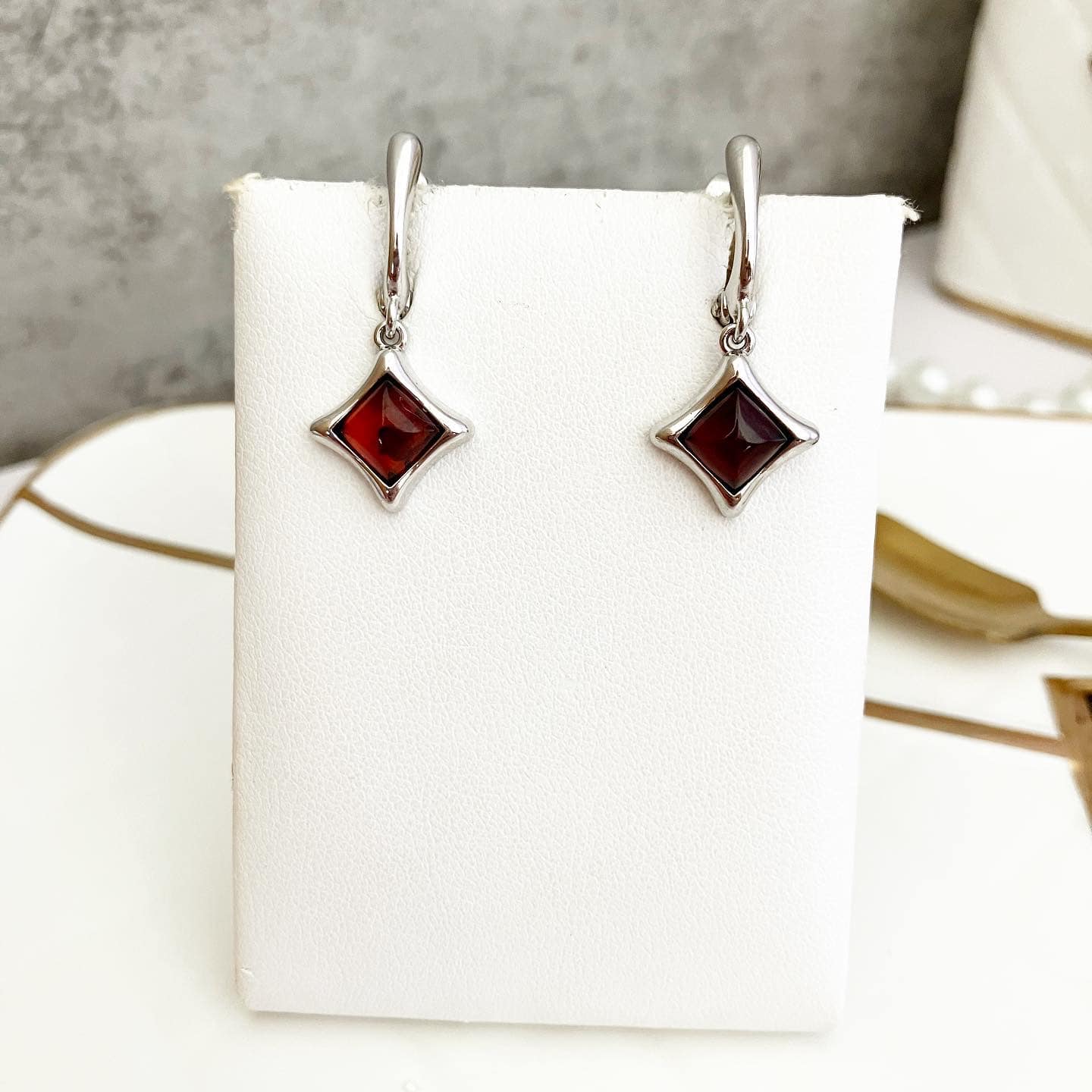 Earrings silver 925 samples with amber.