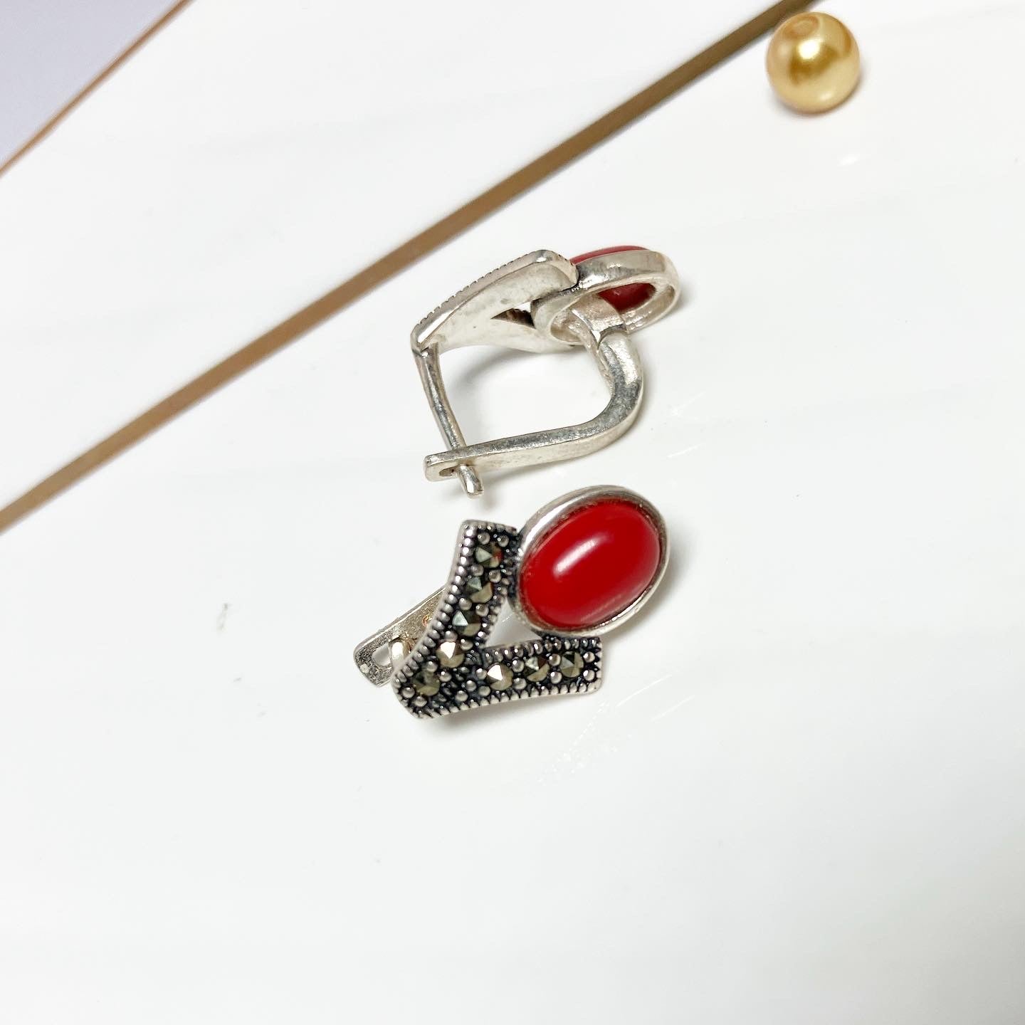 Earrings silver 925 samples with coral..