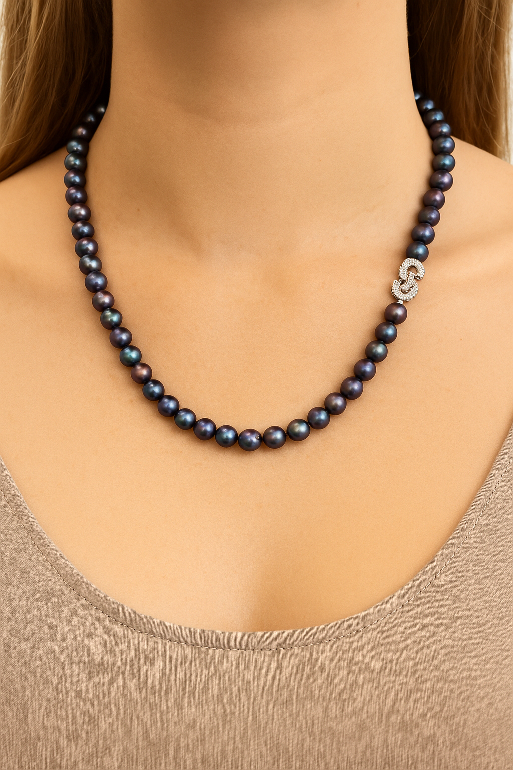 Midnight Glow – Black Freshwater Pearl Necklace with Sterling Silver Clasp