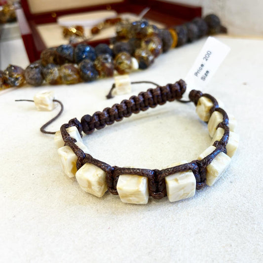 Мужской браслет с янтарем "Скандинавия"