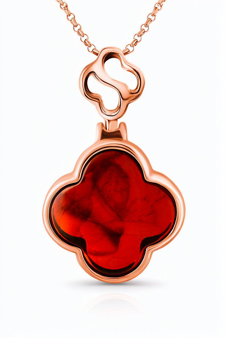Four-Leaf Clover Cognac Amber Silver Pendant — DARVIN