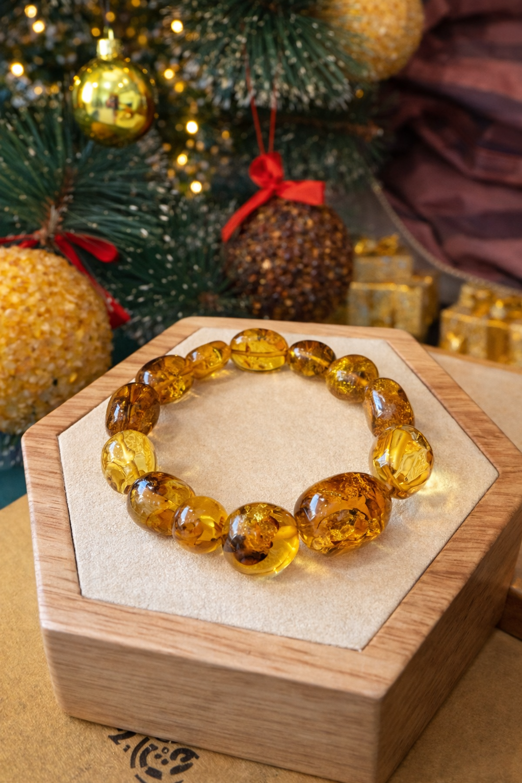 צמיד ענבר בעבודת יד