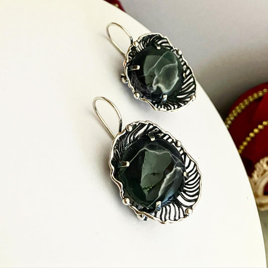 earrings with ophite