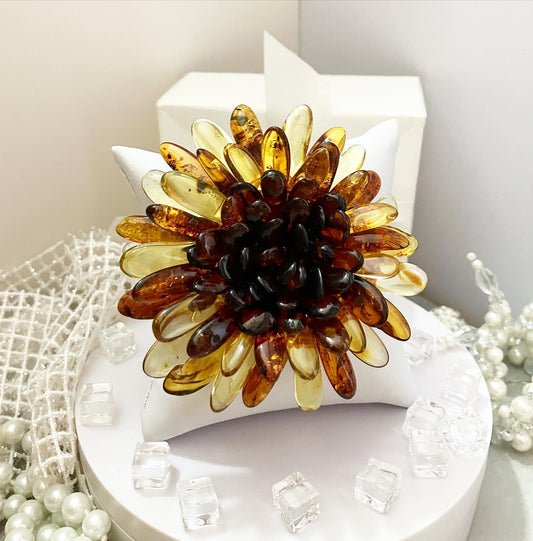 Amber flower - brooch and pendant