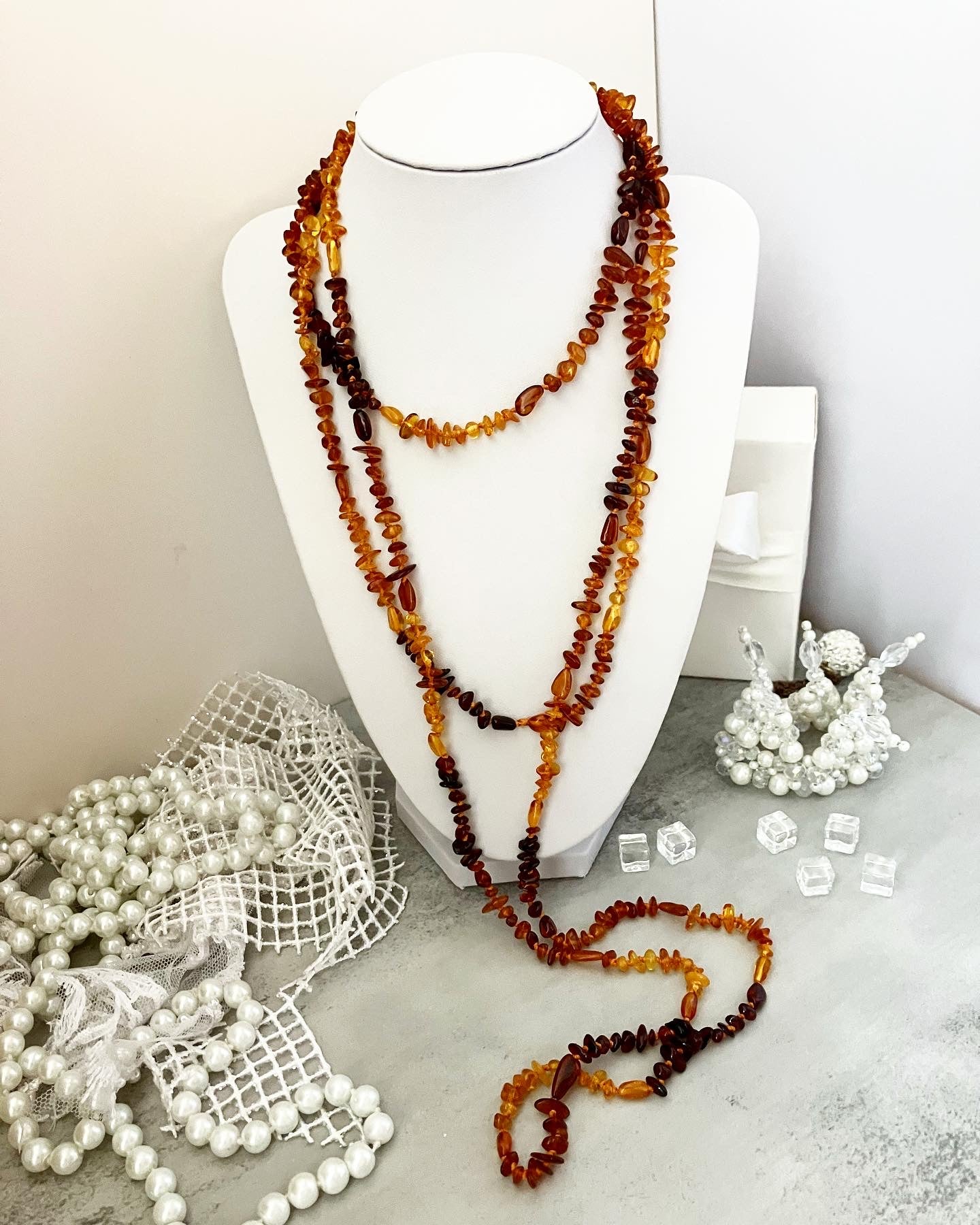 Long beads made of natural amber
