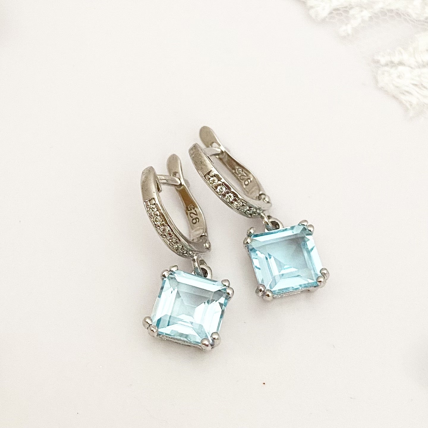 Серьги Topaz Sky Blue