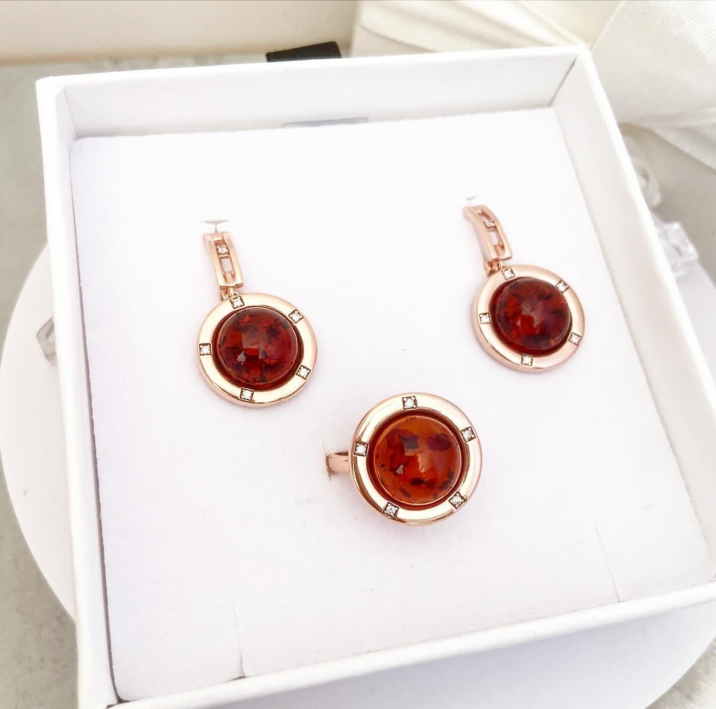 Earrings with Amber "Saturn"