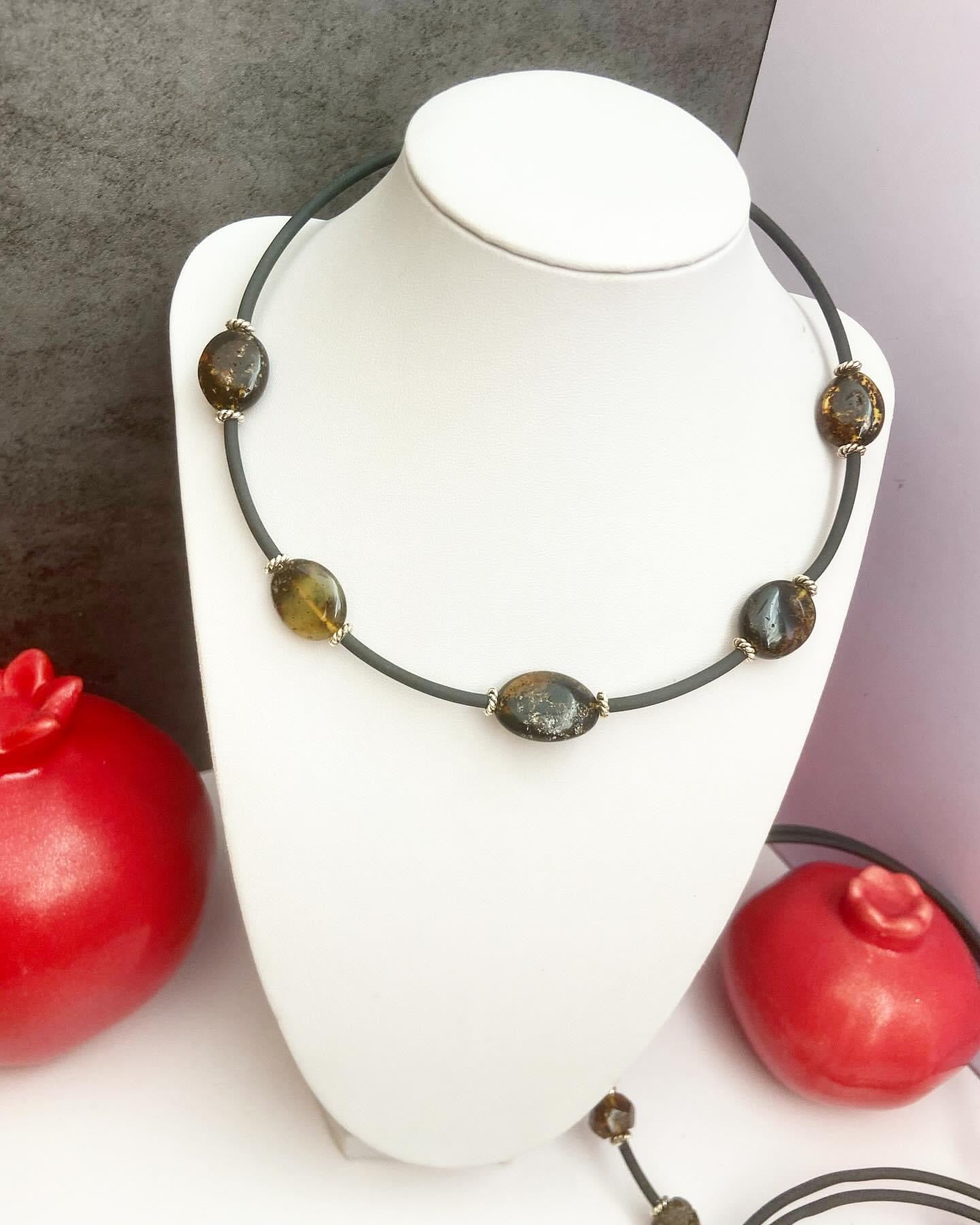 Rubber Necklace with Amber "Freedom"