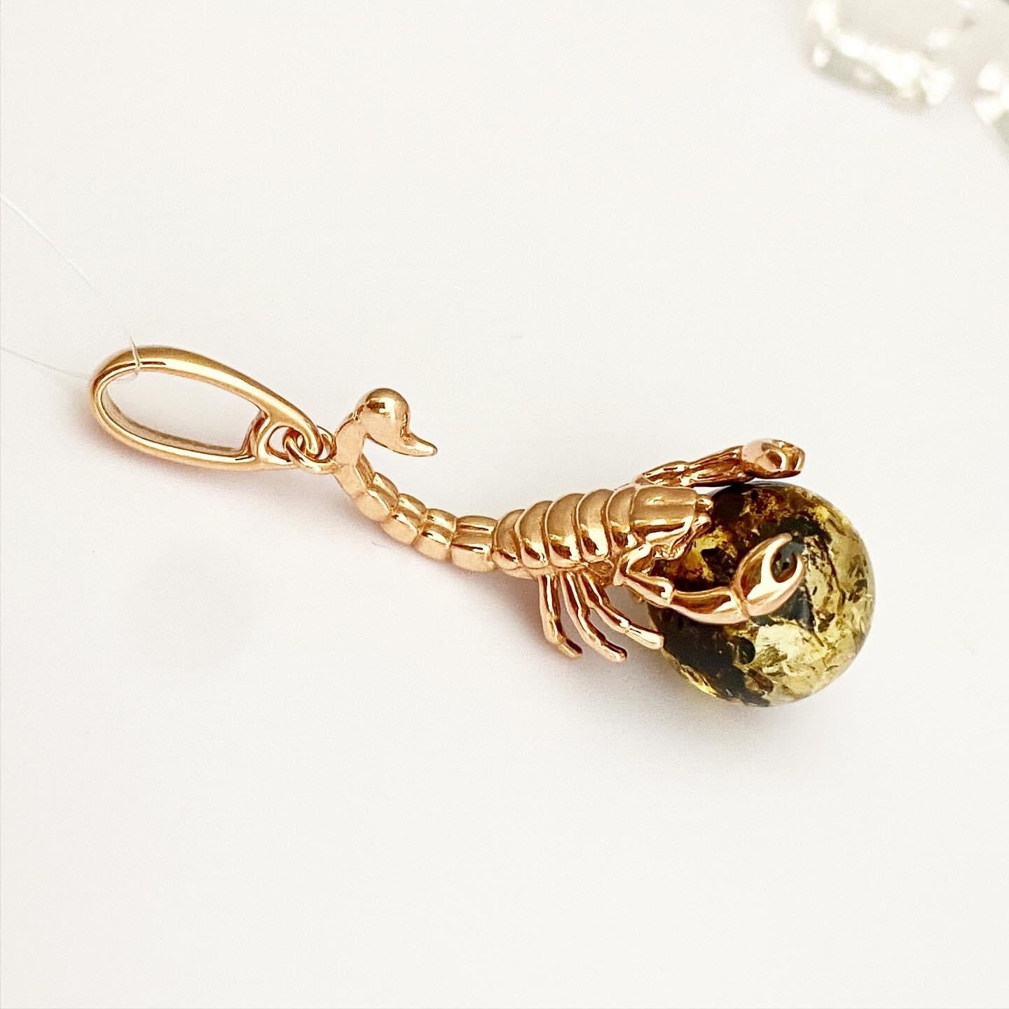 Pendant "Scorpion" with Amber