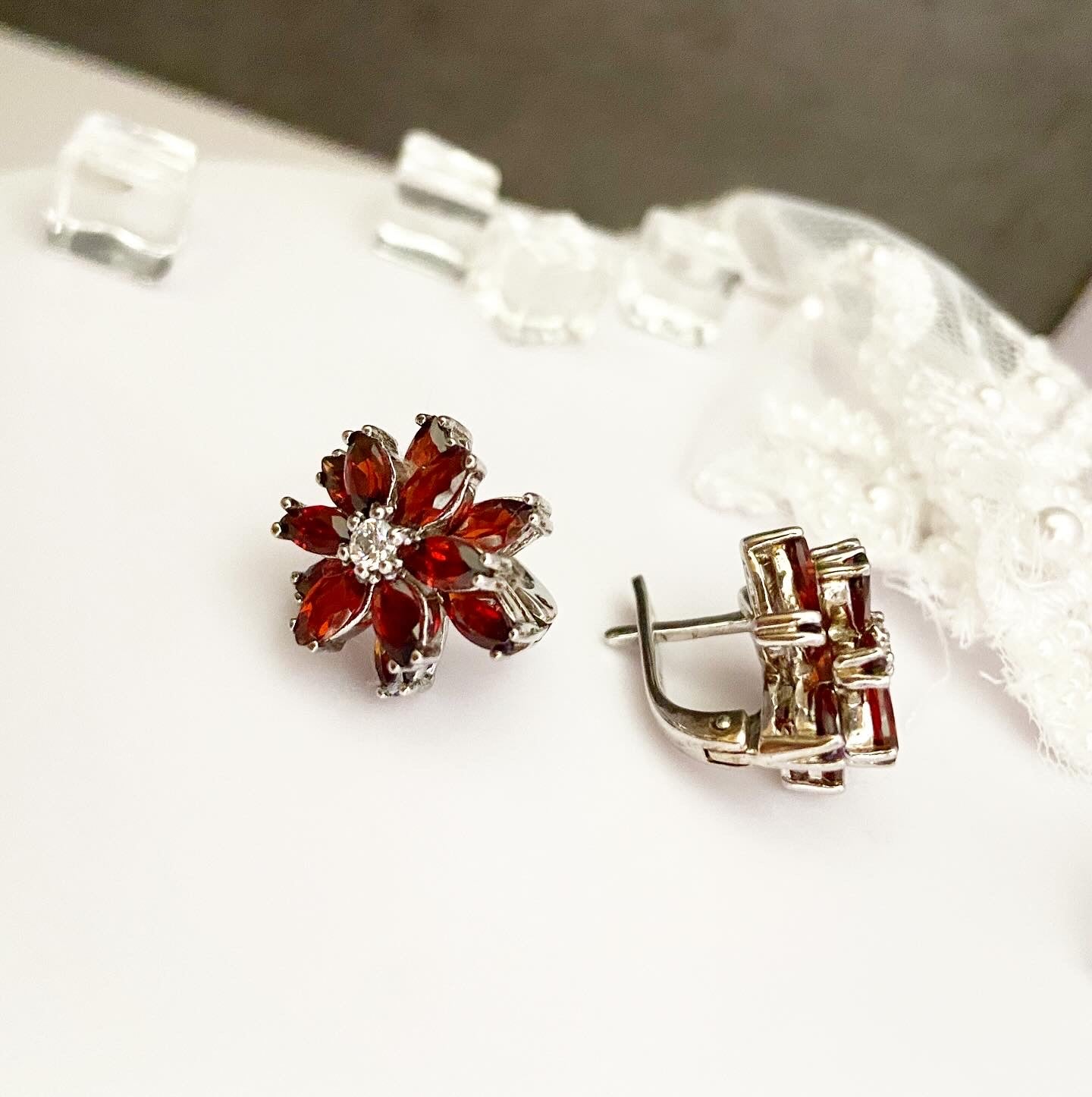 Earrings with Garnet "Flower"