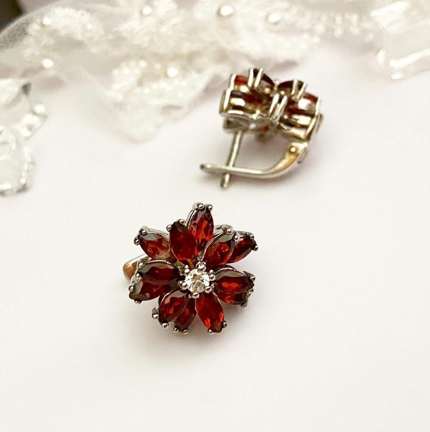 Earrings with Garnet "Flower"