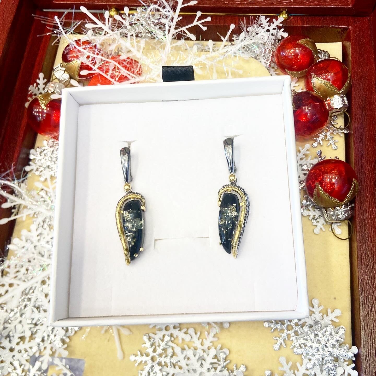 Handmade earrings and ring set