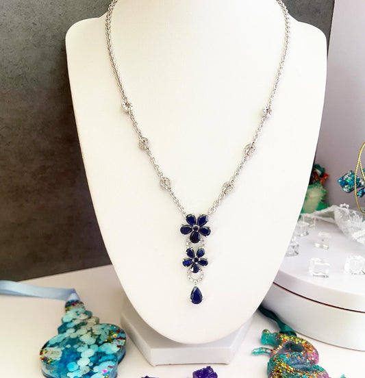 Necklace with Sapphires