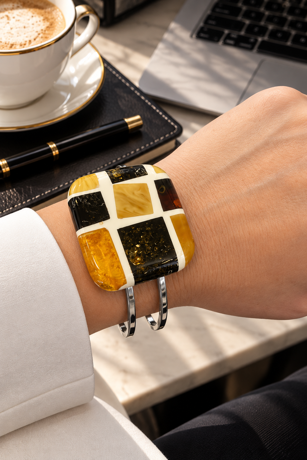 Dalmatian – Natural Baltic Amber Mosaic Bracelet