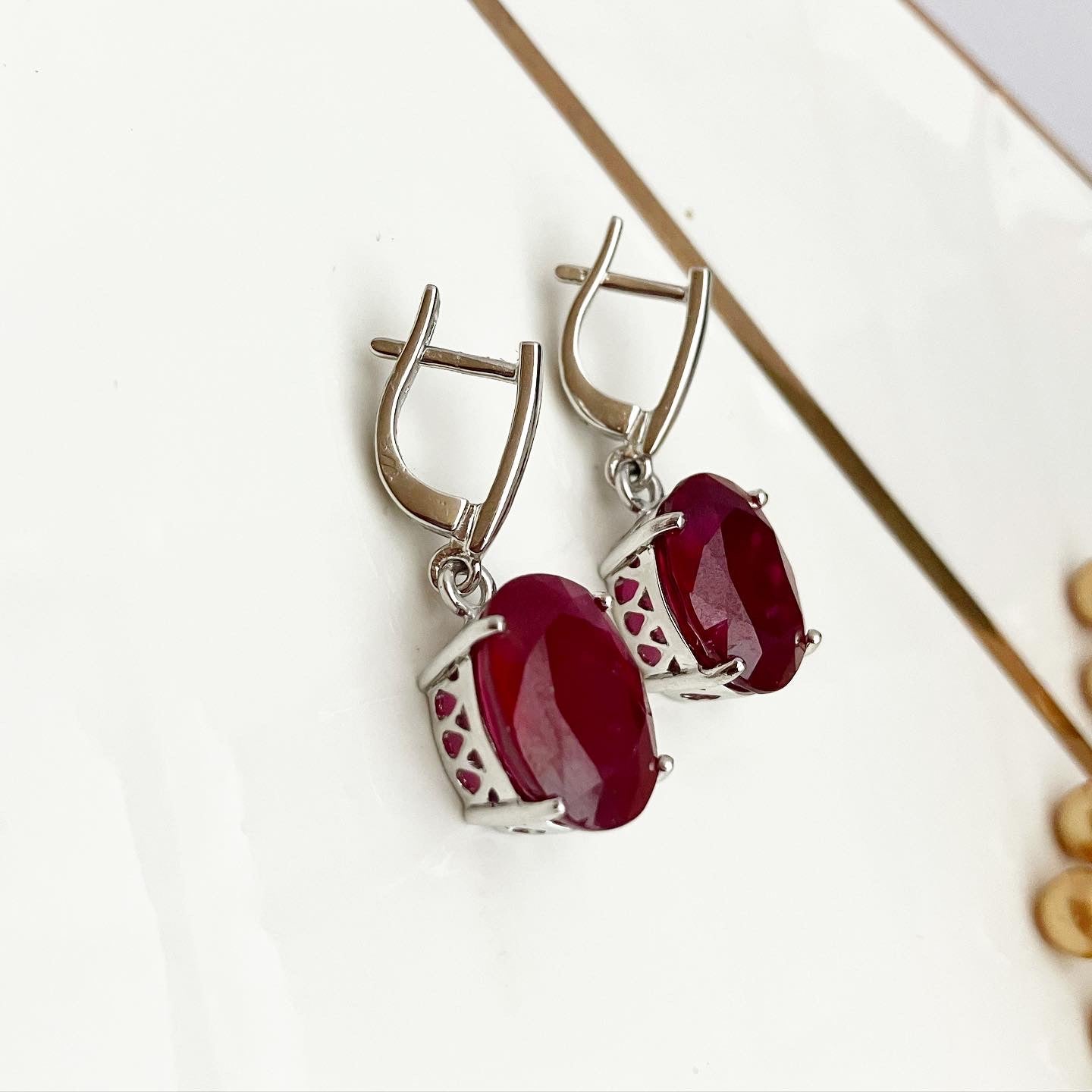 Earrings 925 sterling silver with ruby.