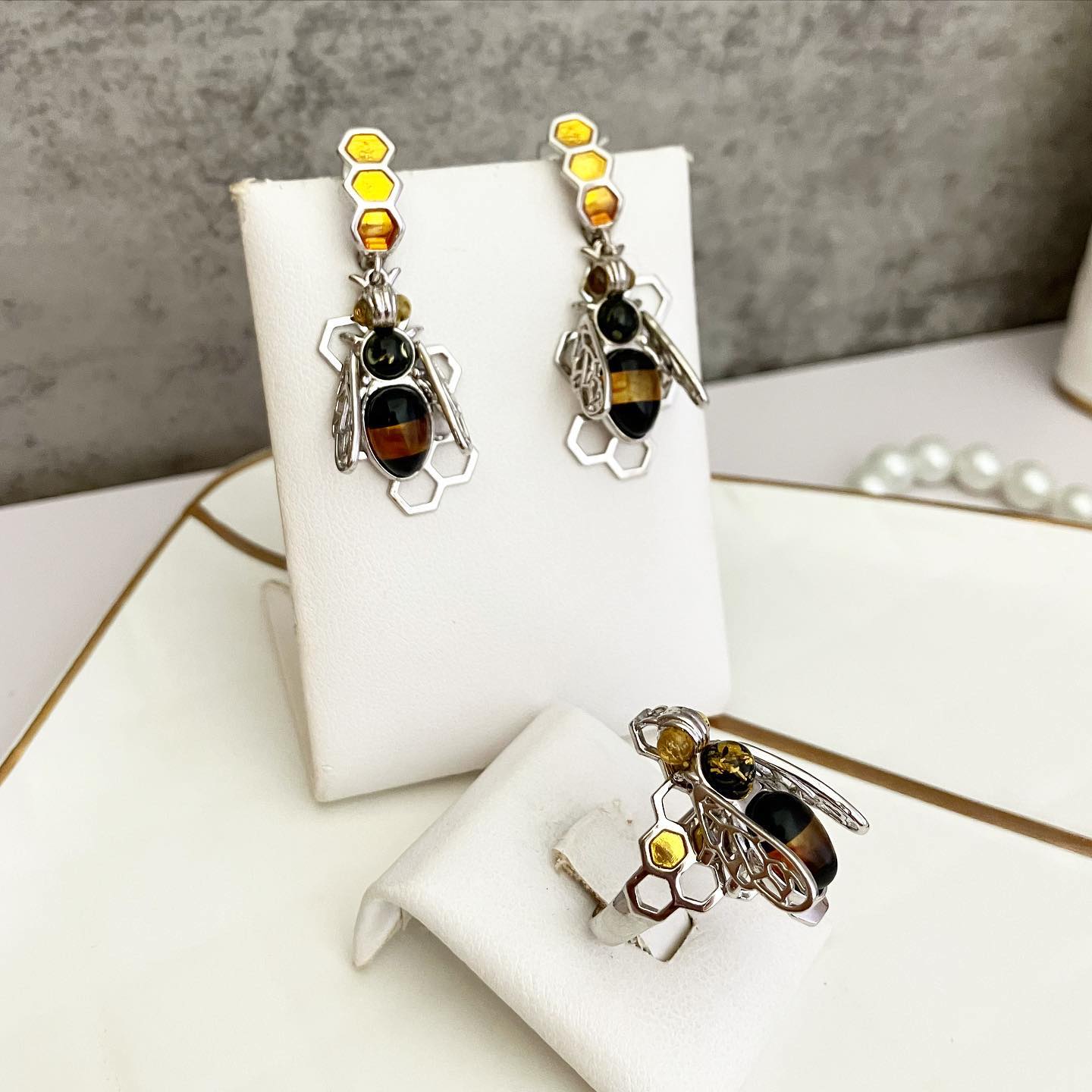 Set; earrings and ring silver 925 samples with amber "Bee"