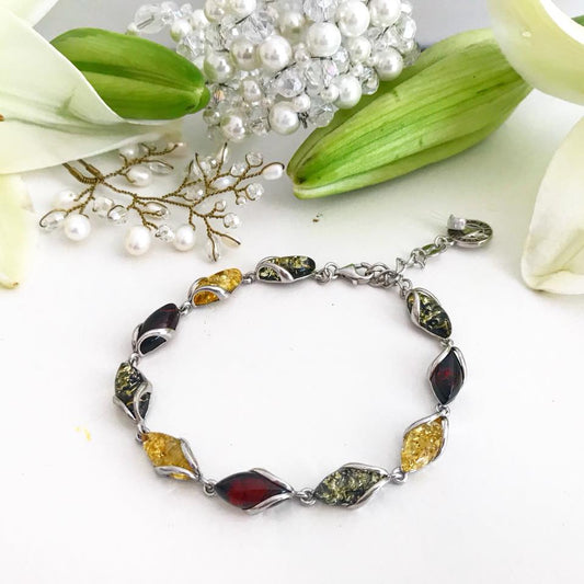 Браслет серебро 925 пробы с натуральным янтарем "Подснежник"