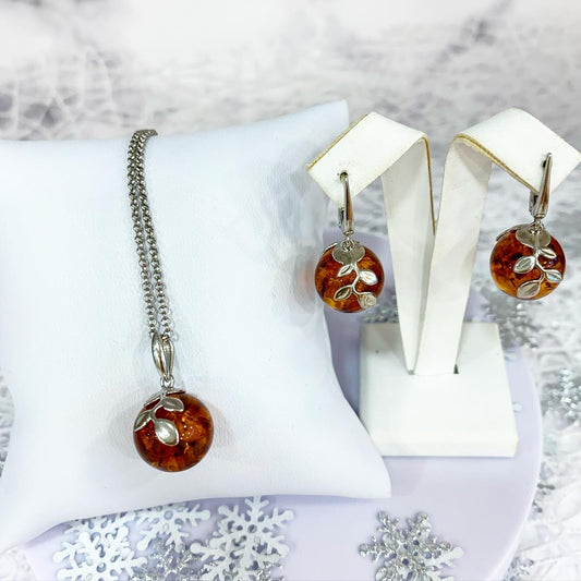 Set: Earrings and Pendant "Amber Sphere"