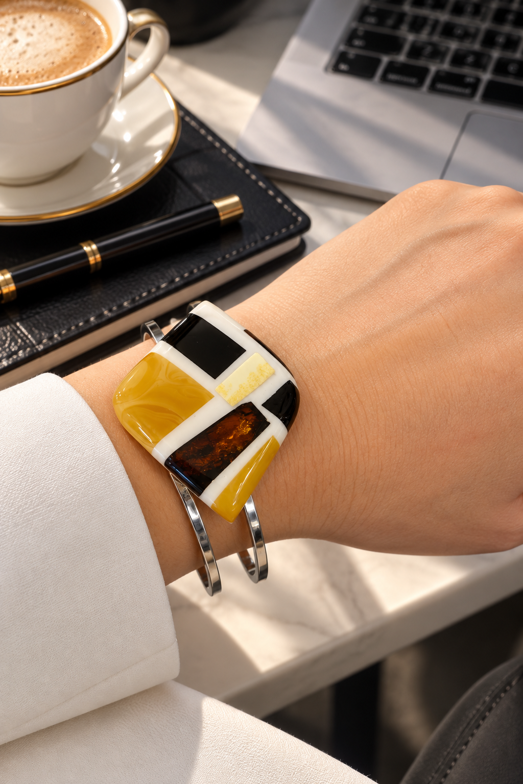 Dalmatian – Natural Baltic Amber Mosaic Bracelet