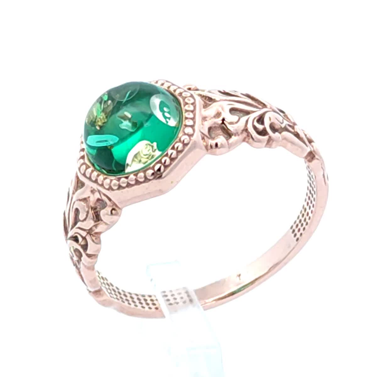 Round Emerald Green Amber Silver Ring — DARVIN (Pre-Order)