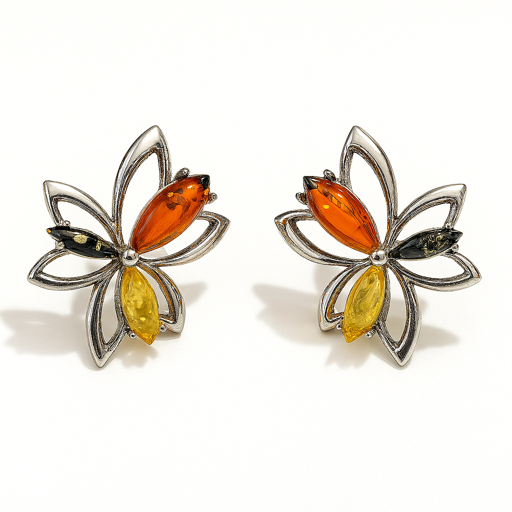 Янтарные серьги с осенними листьями