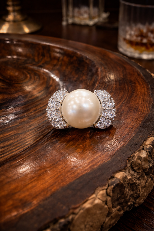 Pearl Glow Brooch – Pearl & Zirconia | Sterling Silver