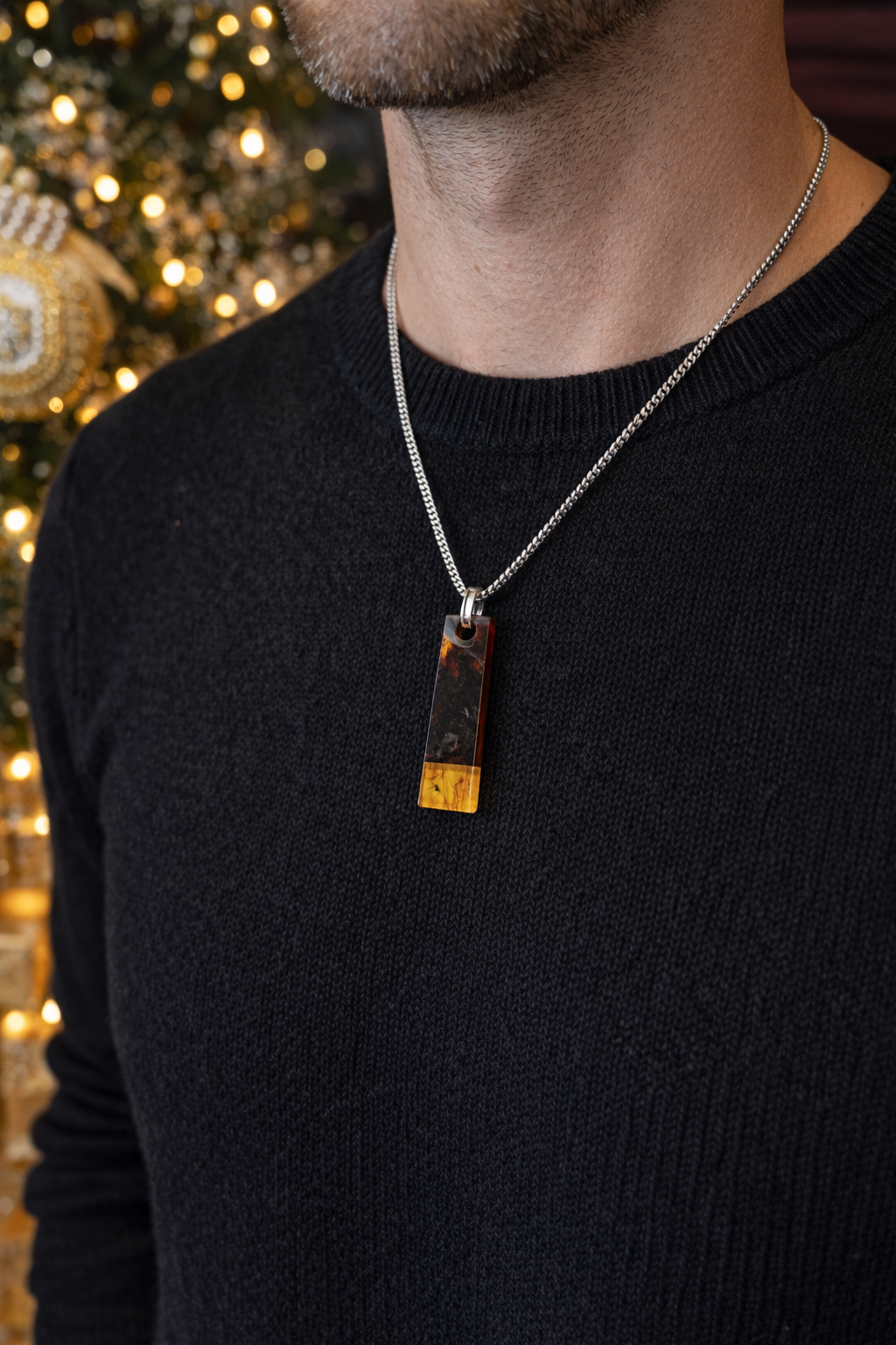 תליון ענבר בלטית לגברים – Modern Bar