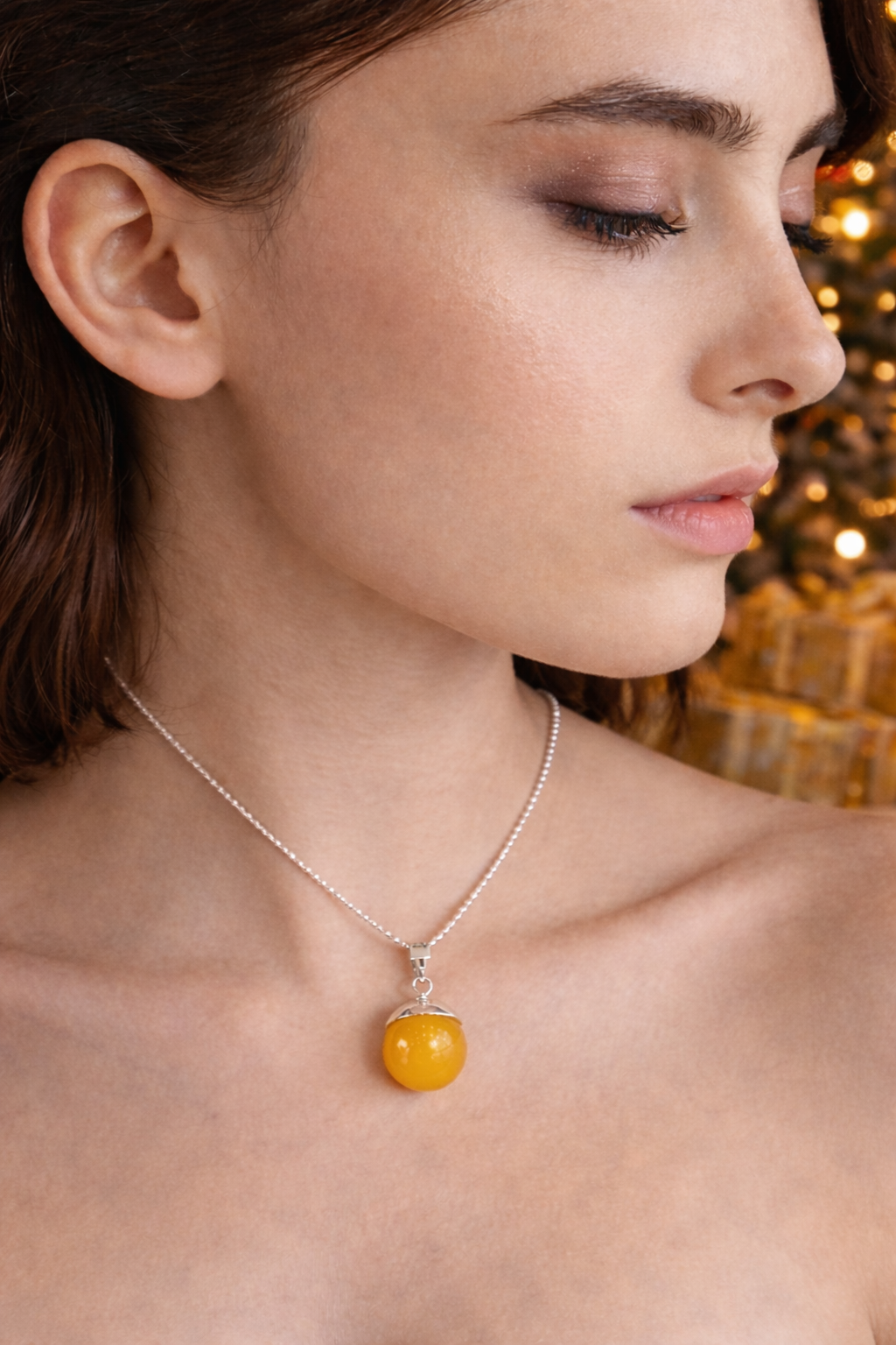 תליון כדור ענבר