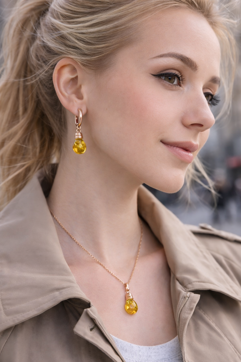 תליון "נורה" מעץ ענבר בלטית – אור ענבר בלט